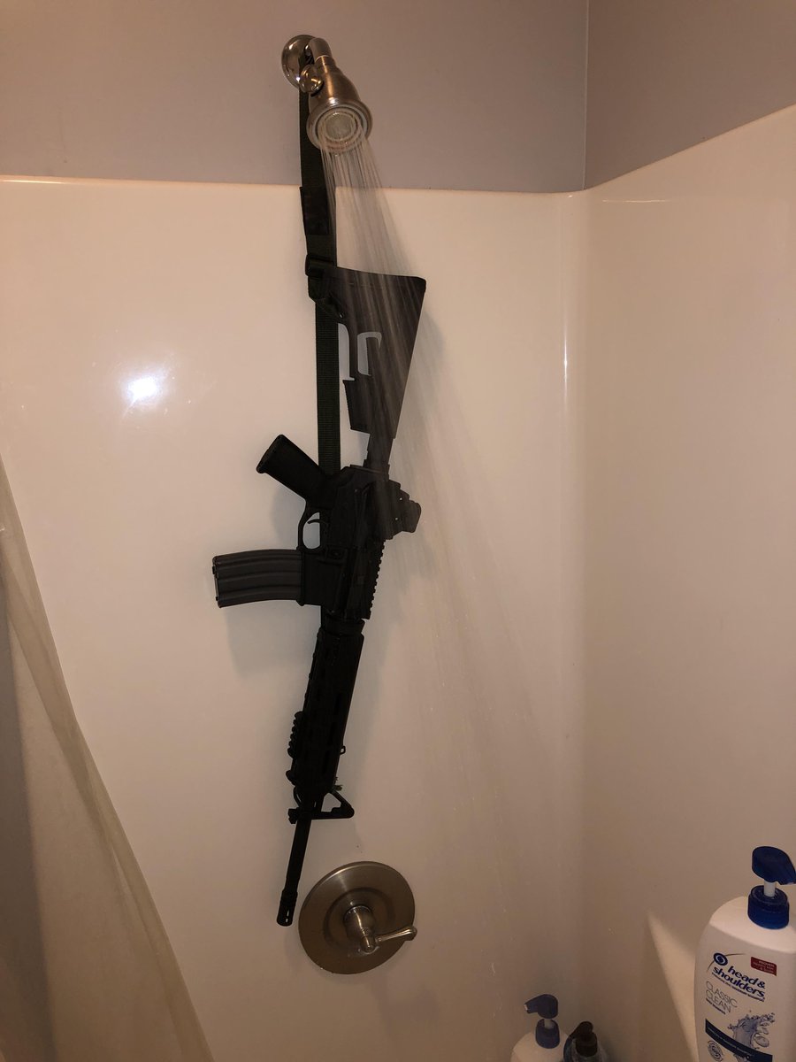 Caitlyn's shower at season 2.
#arcane #Caitlyn #caitlynkiramman