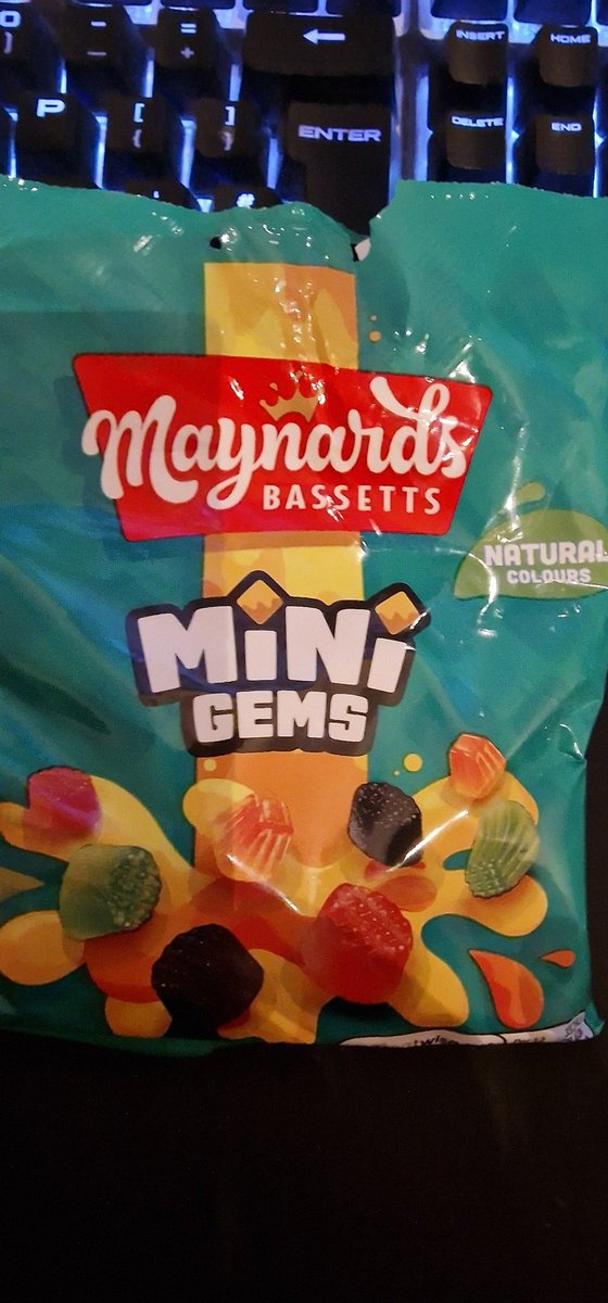 b35ty's tweet photo. PC gone mad. #MidgetGems https://t.co/9Jen2R2ldQ
