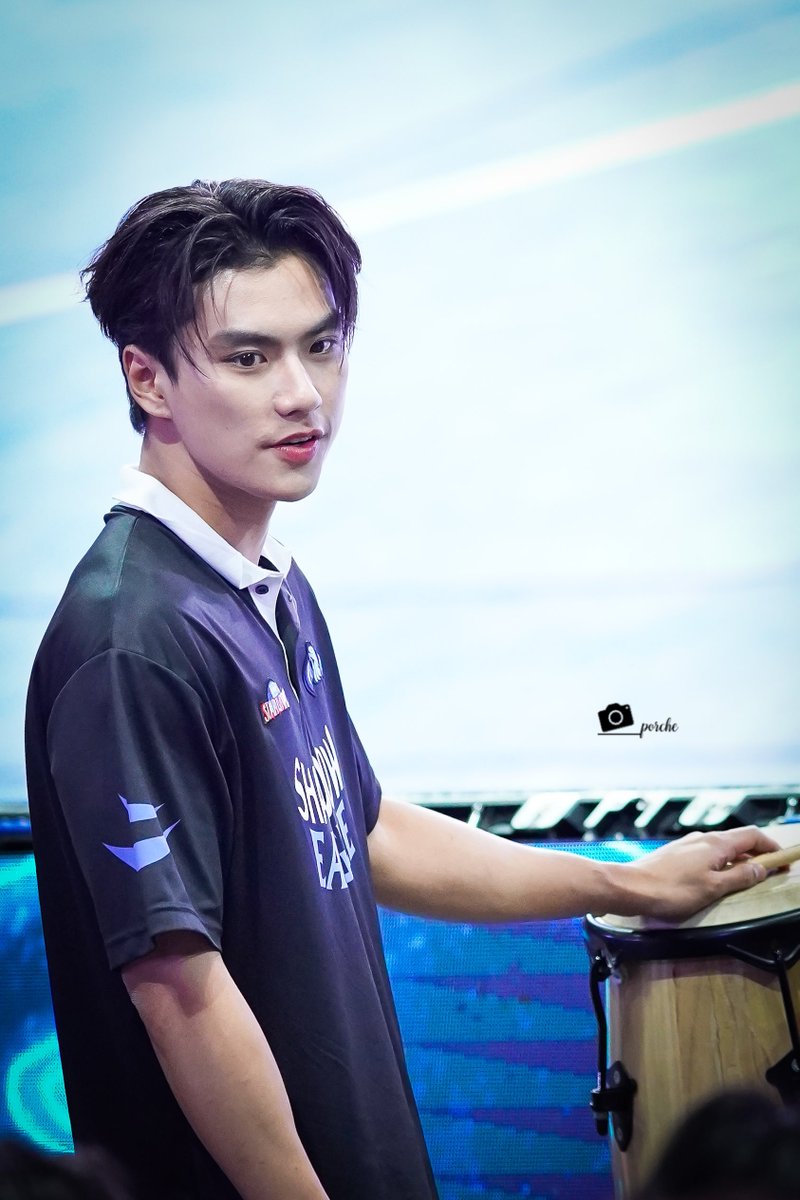 porche1807's tweet photo. มือกลอง shadow eagle หล่อมากจริมๆ 🥹

Team Ohm
#GMMTVStarlympic
#ohmpawat https://t.co/9eNhCfY1Wi