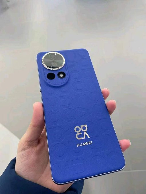 technomania0211's tweet photo. Huawei Nova 12 Pro and Ultra live images!
#Huawei #Nova12Pro #Nova12Ultra https://t.co/q4CYaQ2cfg
