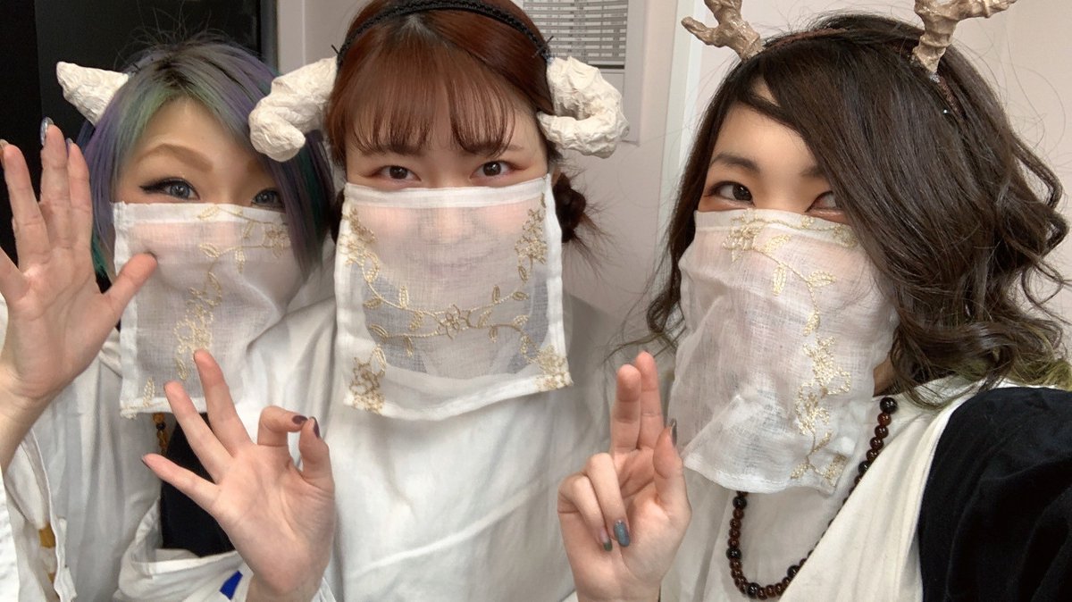 cw_rokudo's tweet photo. 「F#MONSTER-RABBIT」
ご来場頂いた皆様ありがとうございました🙏

六道、年内最後のライブでした！
皆様のお陰で一同楽しく素敵な2023年の締めとなりました
また来年も我々三車、人の姿を借りまして皆様の元に遊びに行きますよー！モ〜今から楽しみ🐂✨

皆様良いお年を！🐑🦌🐂 https://t.co/nmj9Z1d7Ys