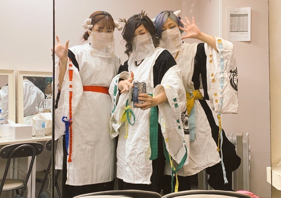 cw_rokudo's tweet photo. 「F#MONSTER-RABBIT」
ご来場頂いた皆様ありがとうございました🙏

六道、年内最後のライブでした！
皆様のお陰で一同楽しく素敵な2023年の締めとなりました
また来年も我々三車、人の姿を借りまして皆様の元に遊びに行きますよー！モ〜今から楽しみ🐂✨

皆様良いお年を！🐑🦌🐂 https://t.co/nmj9Z1d7Ys