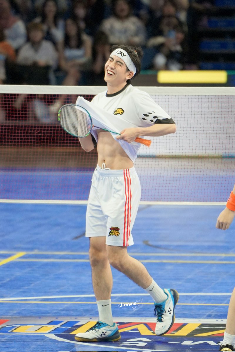 yngwieccw's tweet photo. 🏸💙
SLP x JimmySea
#GMMTVStarlympic
#sea_tawinan @Sea_tawinan https://t.co/F225NtOEOC