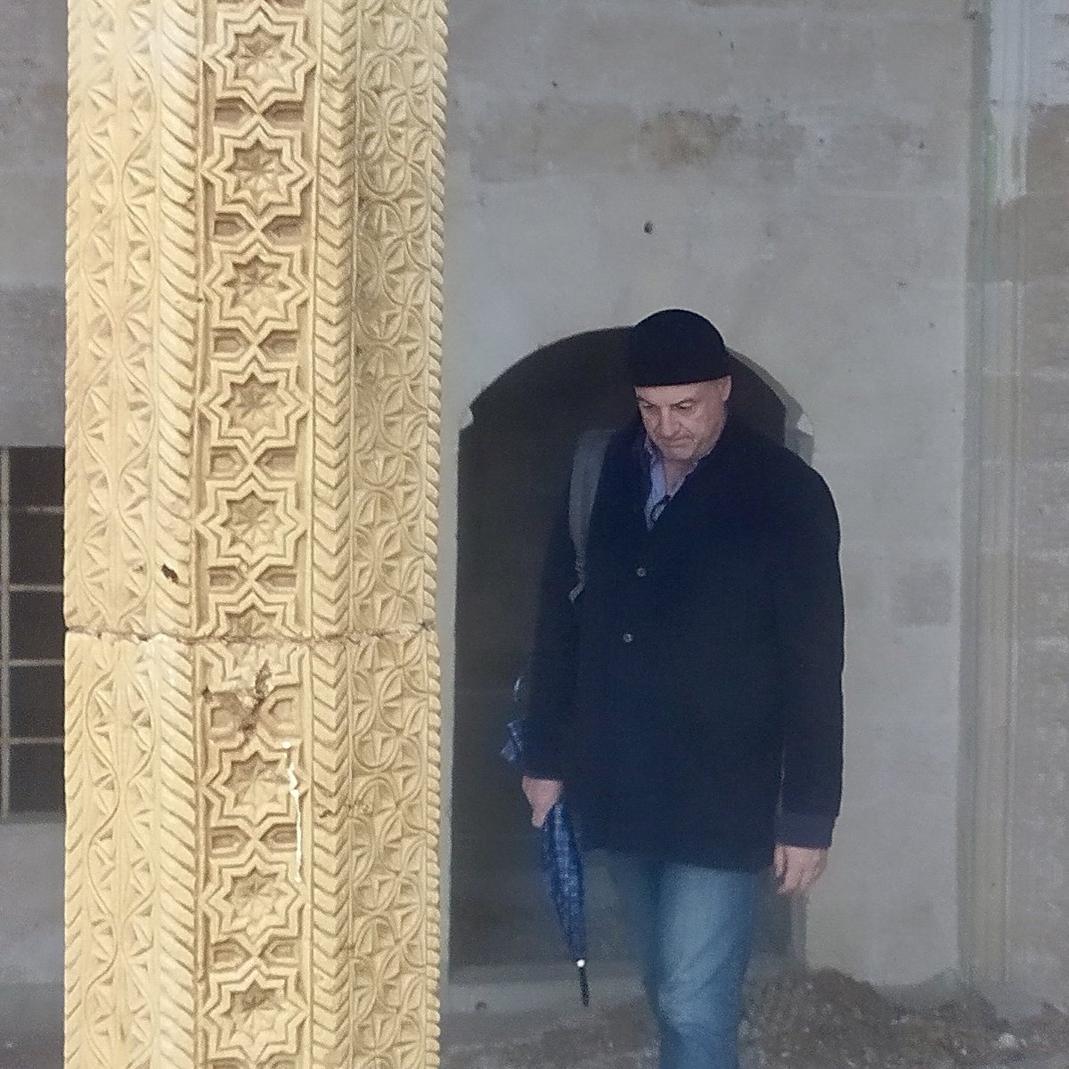 mardinbienali's tweet photo. Mardin Bienali’nde yer alacak sanatçılar Mardin’i ziyaret etmeye başladılar. Michele Ciacciofera

#mardinbienali #mardinbiennial #dahauzaklara #furtheraway https://t.co/XQWXFOOgIw