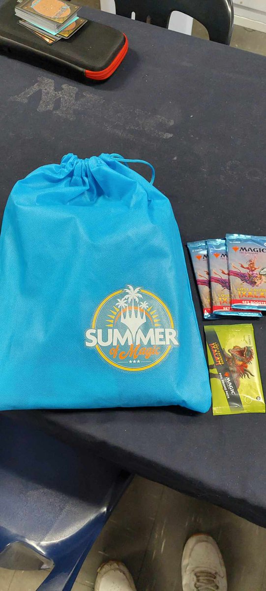 ConanTippers's tweet photo. got 1st place at NLG FNM LCI draft! (8 pod)
won a summer of magic beach towel, a foil promo pack and 3 packs! got nothing of value from the packs https://t.co/yfBnDiGXsu