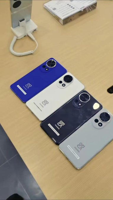 technomania0211's tweet photo. Huawei Nova 12 Pro and Ultra live images!
#Huawei #Nova12Pro #Nova12Ultra https://t.co/q4CYaQ2cfg