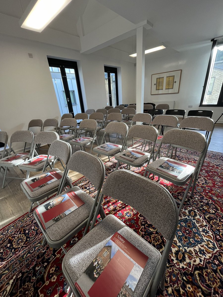 CMC_Cambridge's tweet photo. Set up is underway for this morning’s #ParadigmsofLeadership event with Shaykh Abdal Hakim Murad! https://t.co/UOfYI778OA