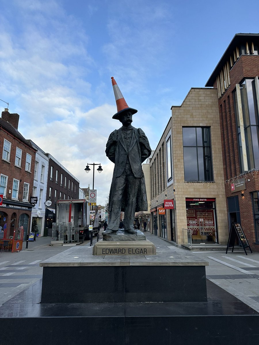 Good to see Sir Edward Elgar has his party hat on - at a nice jaunty angle, too.