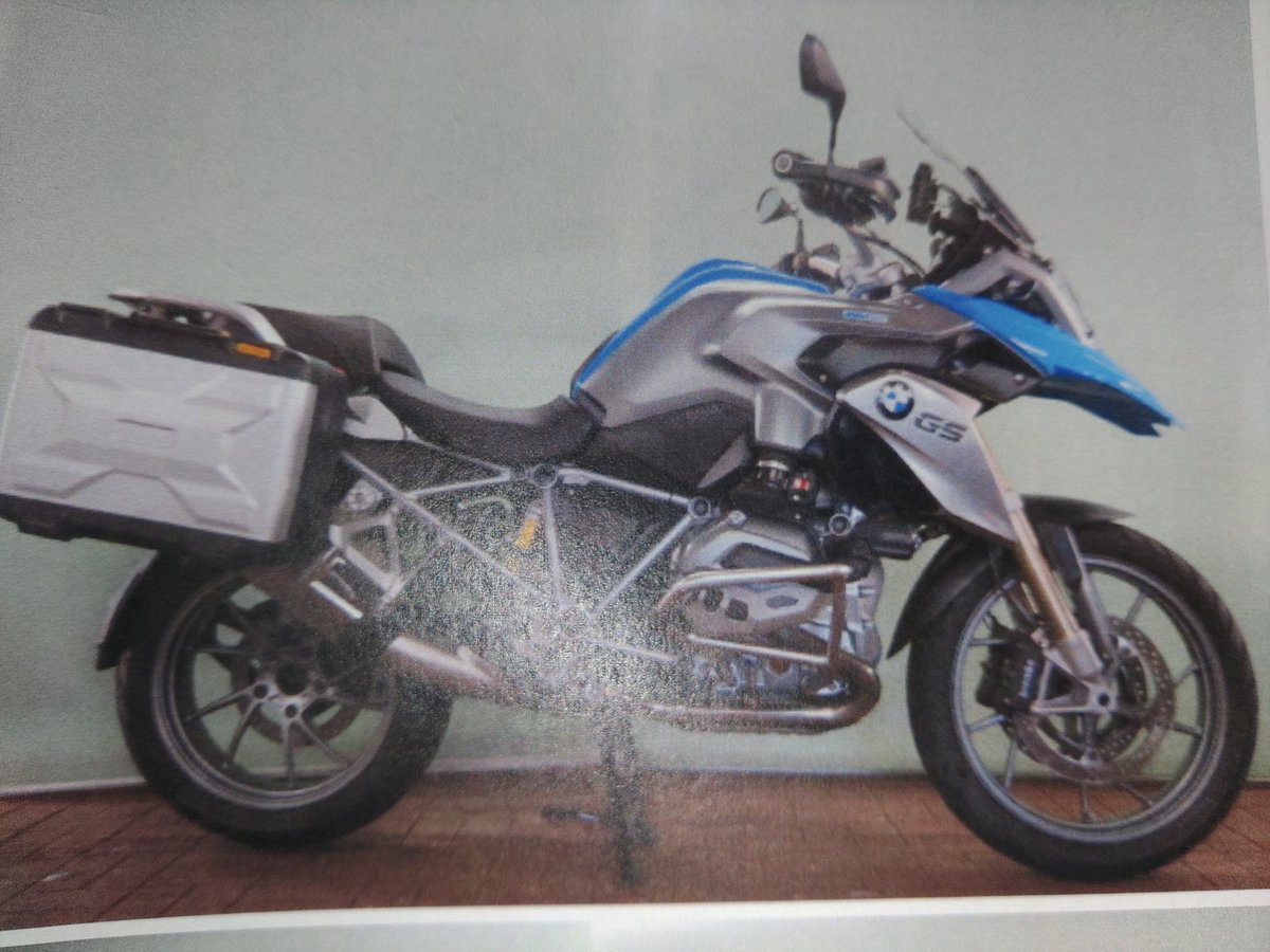 BMW 1200GS( *・ω・)ノ⌒金💰️145万 来週辺りに契約に行ってくる予定