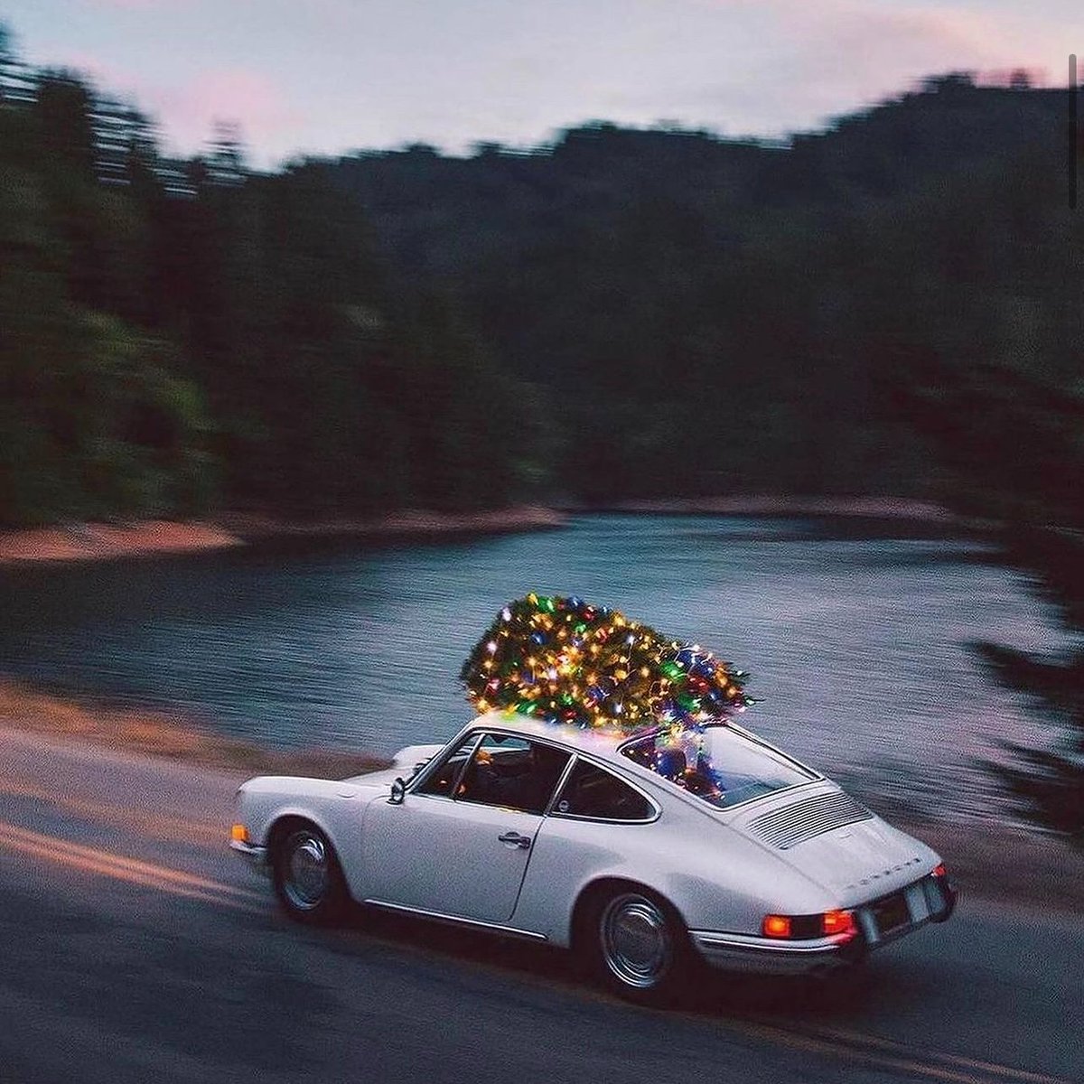 Out of office is on and we’re off! 🎄🎁🍾 Thank you to all our lovely customers for keeping us busy... Have a wonderful Christmas!

#Christmas2023 #HappyHolidays #snow