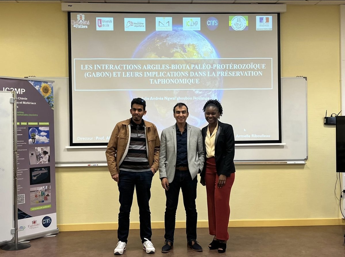 Mes doctorants, Julie (Gabonaise) et Mohamed (Mauritanien) ont soutenu braillement leurs doctorats. Une diversité à l'image de nos laboratoires. <a href="/UnivPoitiers/">Université de Poitiers</a> ouverte à l’international. 
<a href="/CNRS/">CNRS 🌍</a> <a href="/CNRS_INSU/">CNRS Terre & Univers</a> <a href="/afpfr/">Agence France-Presse</a> <a href="/franceinter/">France Inter</a> <a href="/lemondefr/">Le Monde</a> <a href="/sretailleau/">Sylvie Retailleau</a> <a href="/AcBordeaux/">Académie de Bordeaux</a> <a href="/antoine_petit_/">Antoine Petit</a>