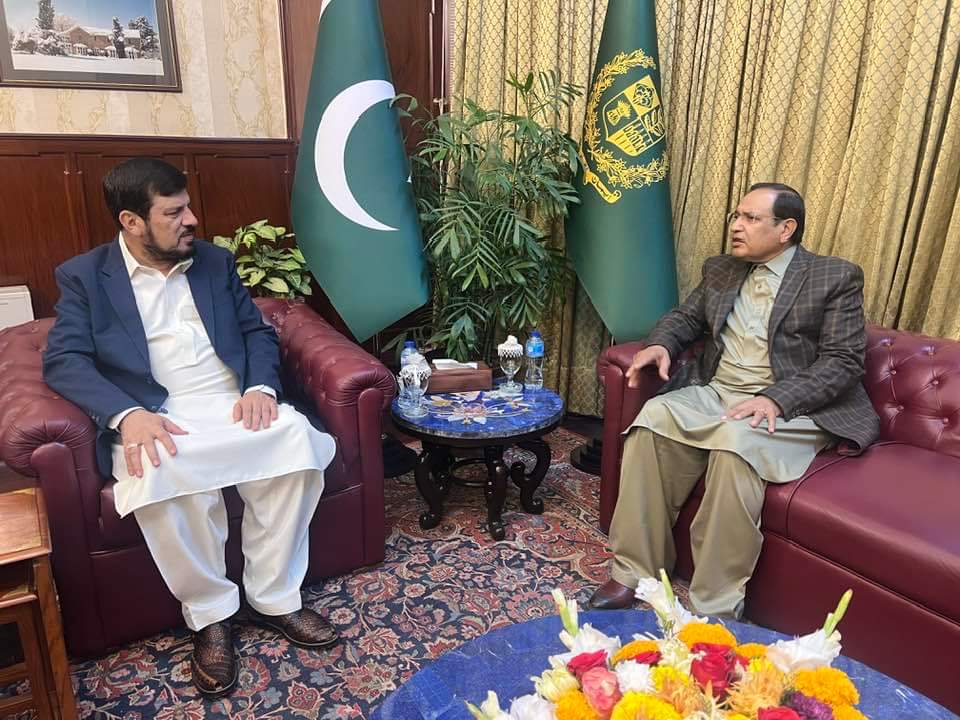 SenatorDilawar's tweet photo. گورنر خیبرپختونخوا حاجی غلام علی سے سینیٹر دلاور خان کی ملاقات https://t.co/Y6Rd7kqeDh