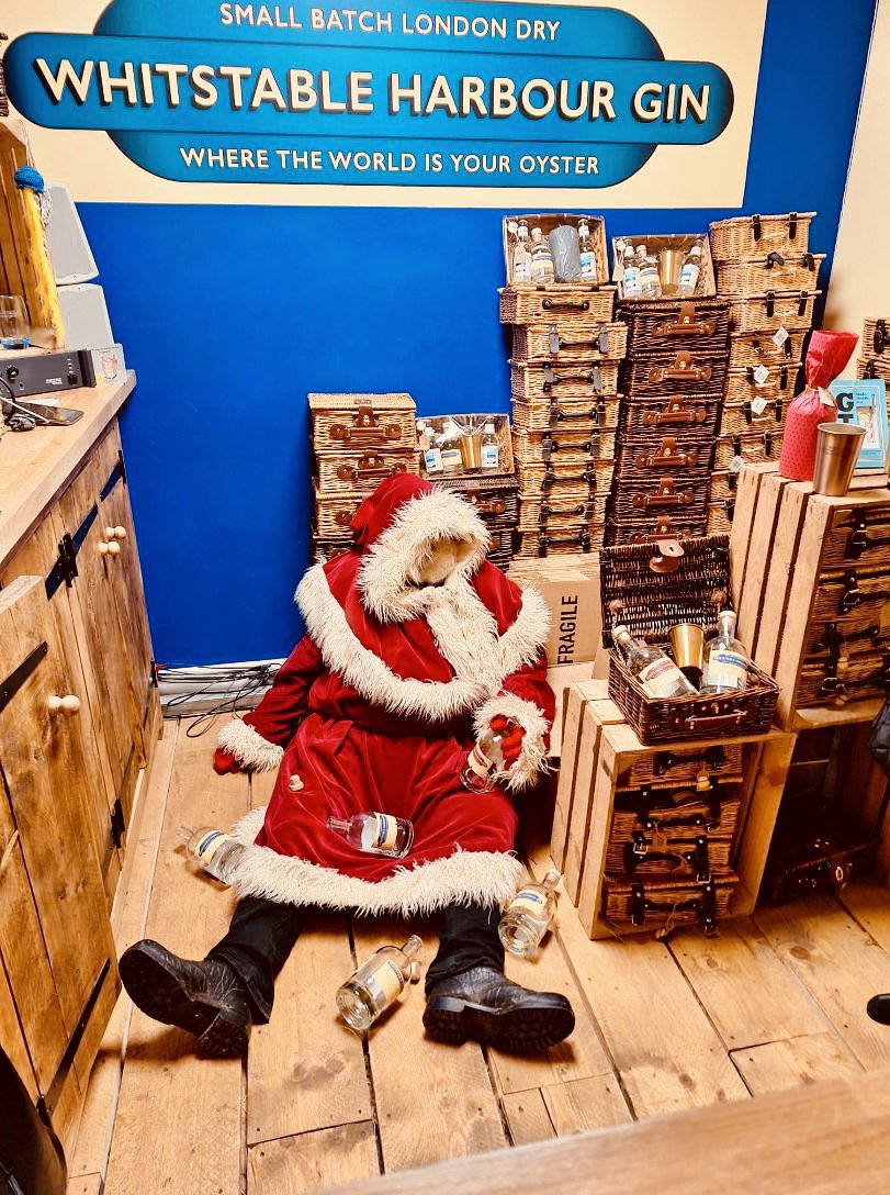 What has Santa been up to ?
😵😵‍💫🤤
Have a wonderful Christmas 🎄