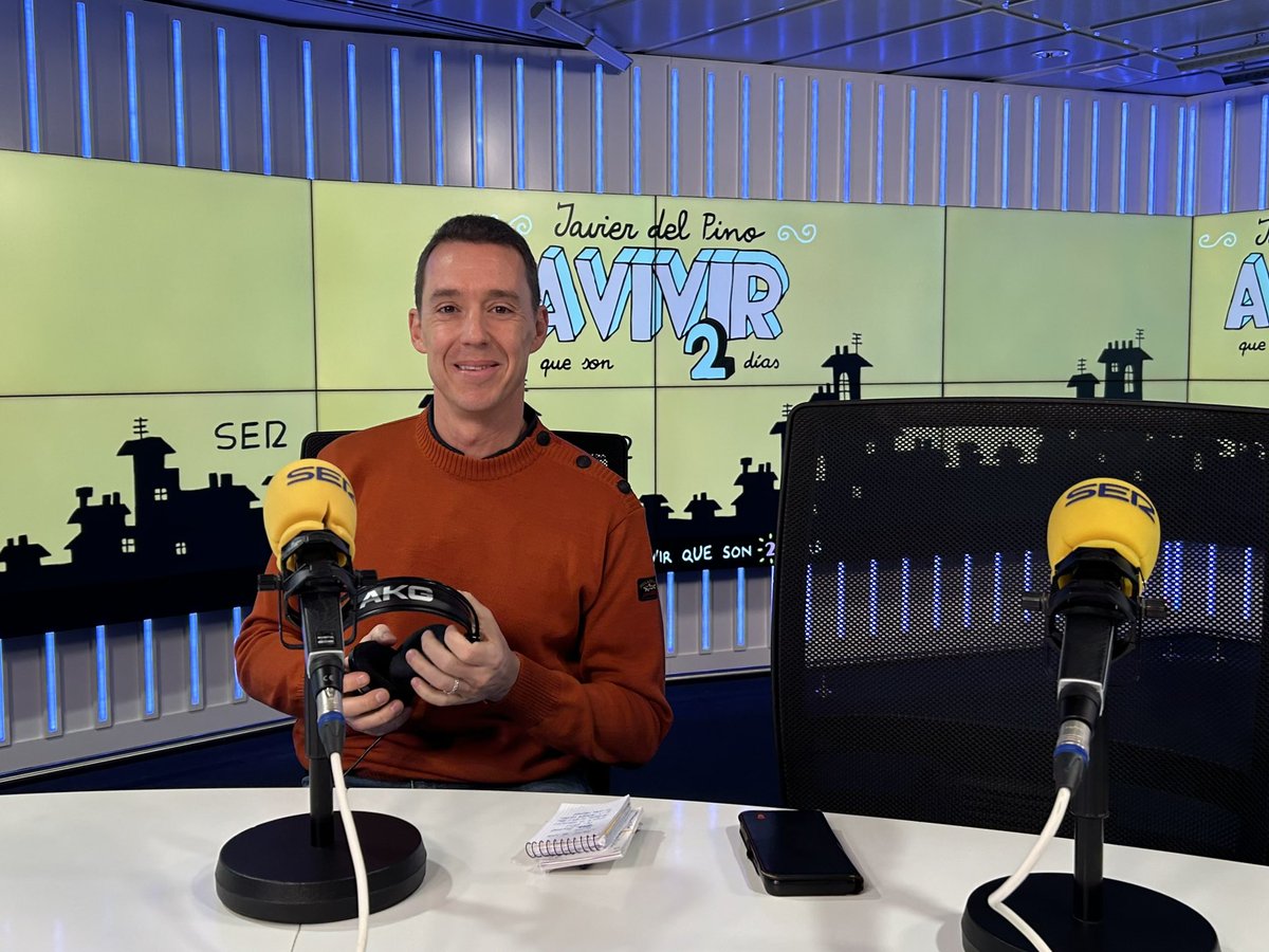Avivir's tweet photo. ¿Qué deberíamos hacer si un tsunami llega a España? 

🌊Erik Martínez-Westley ha dirigido el documental “¿Preparados para el tsunami?” que pretende concienciar sobre la falta de prevención y protocolos ante estos fenómenos.

📻 https://t.co/eZx0GmjLrN https://t.co/uOVgCgkGyU