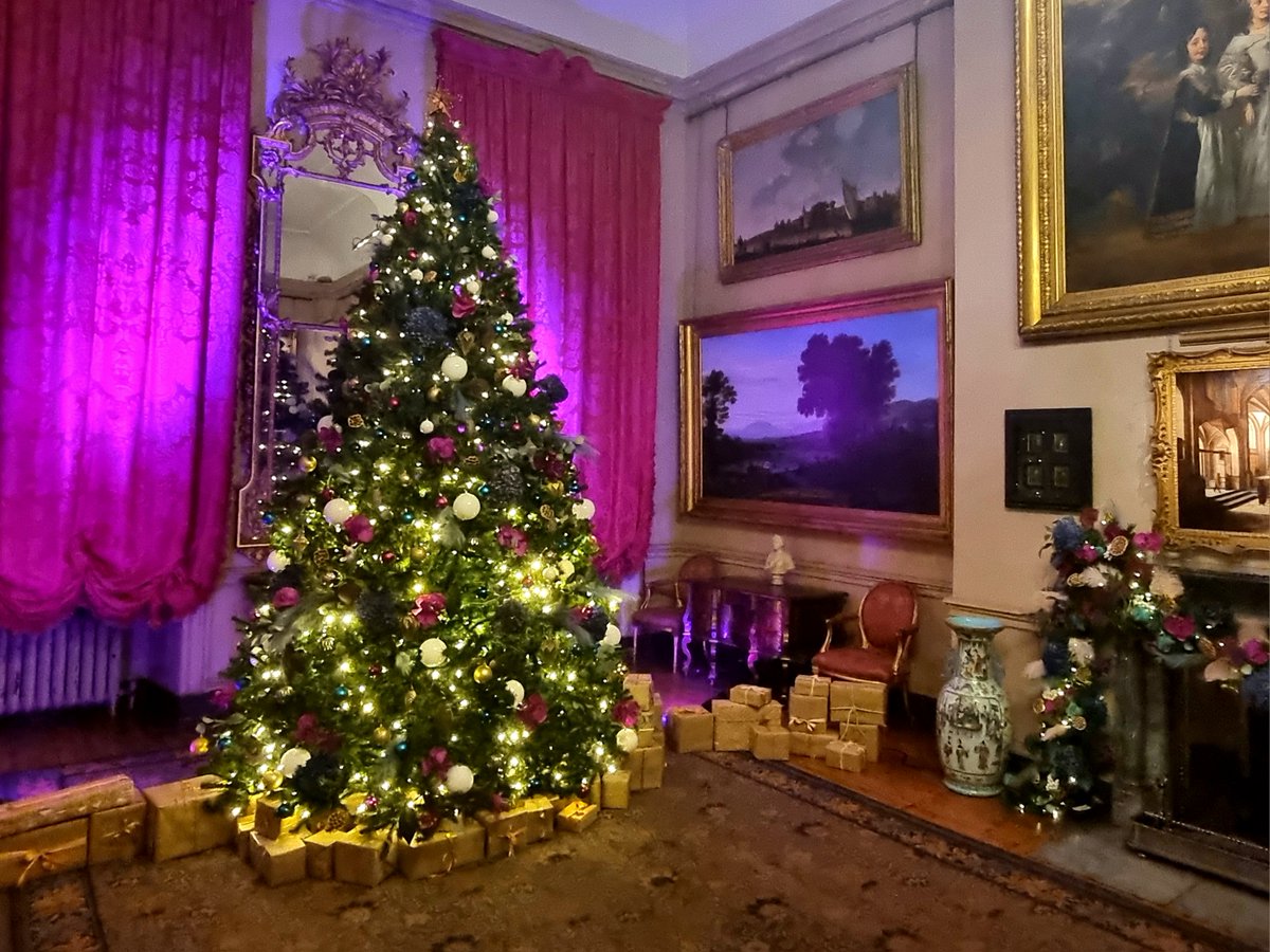 Petworth House will be closed on Christmas Eve and Christmas Day, and will re-open on Boxing Day.

We would like to wish all our visitors, supporters and followers a very happy Christmas 🎅🎄🥂

#PetworthNT #Christmas2023 #PetworthHouse #NationalTrust