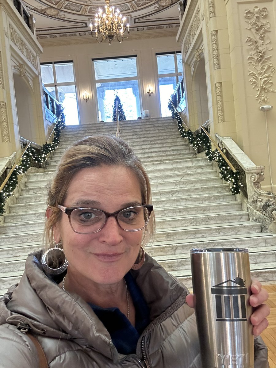 Tracy Mulvaney tweet media