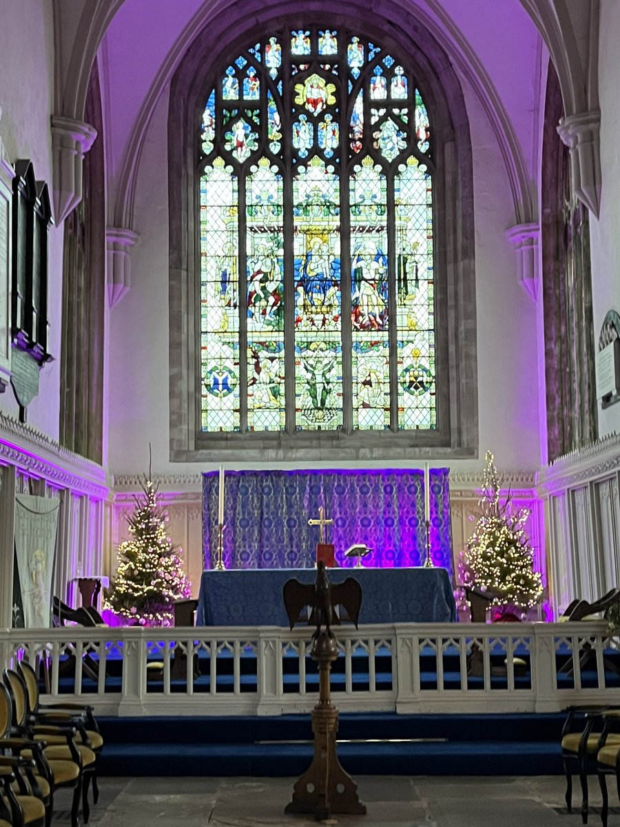 StMarysPriory's tweet photo. TONIGHT at 6.30 our traditional Festival of Nine Lessons and Carols by candlelight. All welcome! Followed by mulled wine and mince pies provided by Abergavenny Rotary Club. @MonmouthDCO @ChurchinWales @AberVoice @BBCWalesNews @DerekTheWeather @AberChronicle @ianrees66 @llan_st https://t.co/ua8mfZvk31