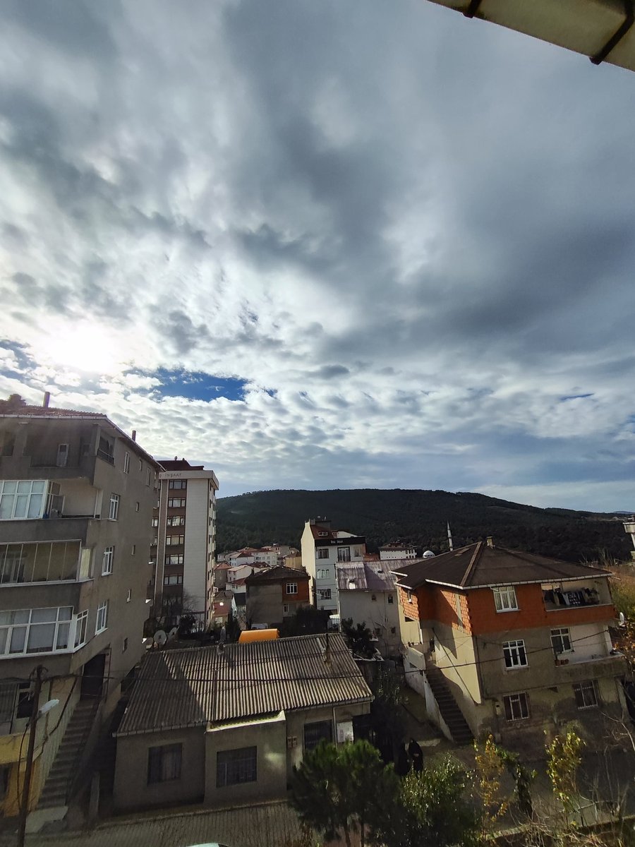 Rabbim bugünde güneşi bizden esirgemedi ,çünkü bedeli ödendi