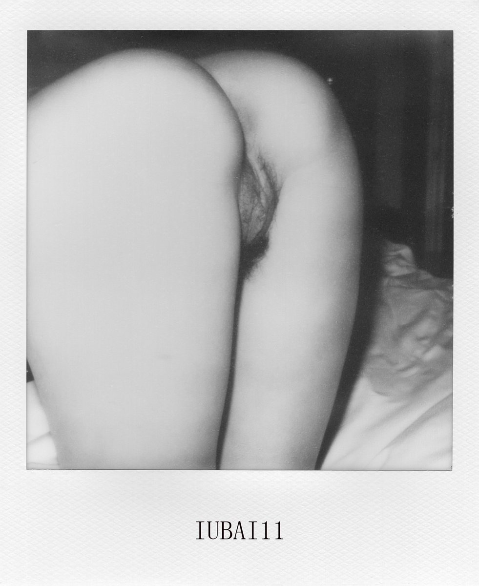 IUBAI11's tweet photo. #Polaroid @Fengsiyuan https://t.co/f0HxR6Rd7l