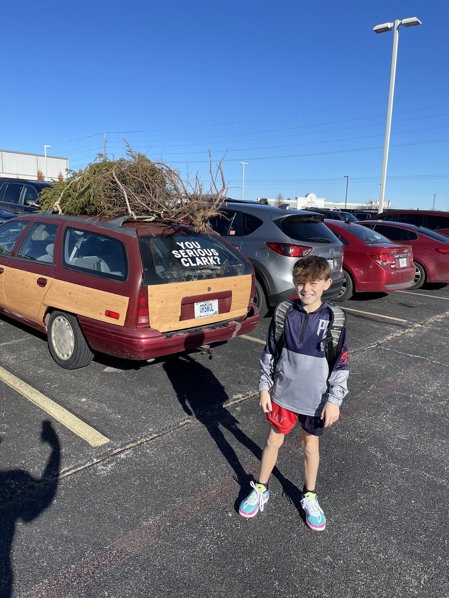 Wishing everyone a wonderful Christmas Vacation!  #YouSeriousClark