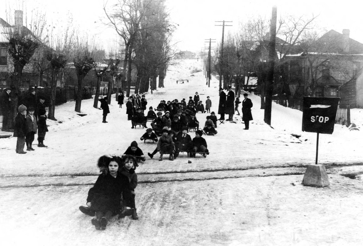 🌟 Sliding into the holidays like...
Wishing you and yours safe and happy celebrations!

#herstory #utahwomenmakehistory