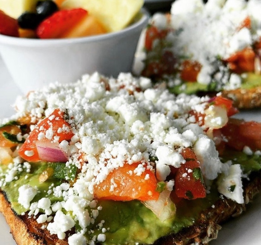 FamousToastery tweet media