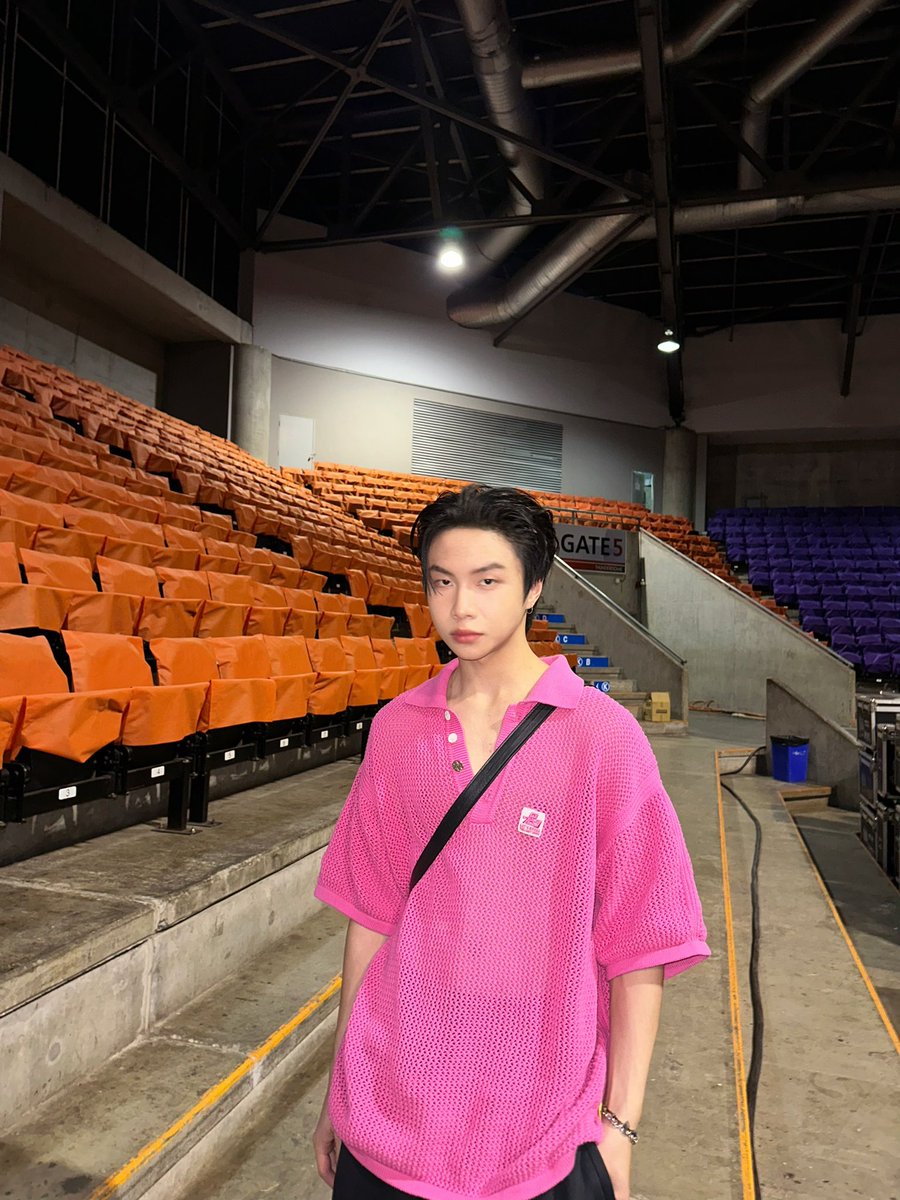 Jungyippy's tweet photo. Copper say จั๋งnewทรง https://t.co/0s18TfKEjx