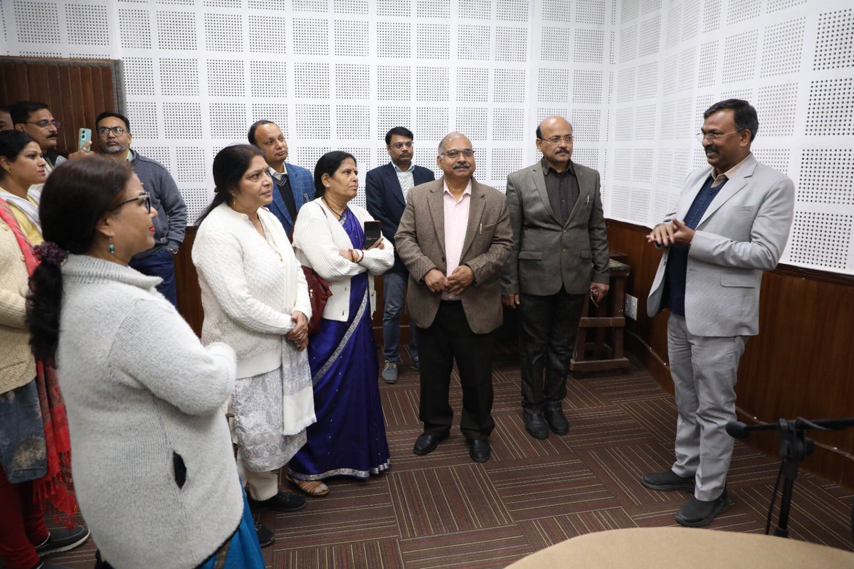 the Virtual Lab on DIKSHA, PMeVIDYA, Vidya Samiksha Kendra and cutting-edge technologies in the Experiential Learning Center at CIET-NCERT.

#EducationConference #SCERT #SIE #NEP2020 #Education #QualityEducation #NCERT #CIET #NationalEducationPolicy #NEP