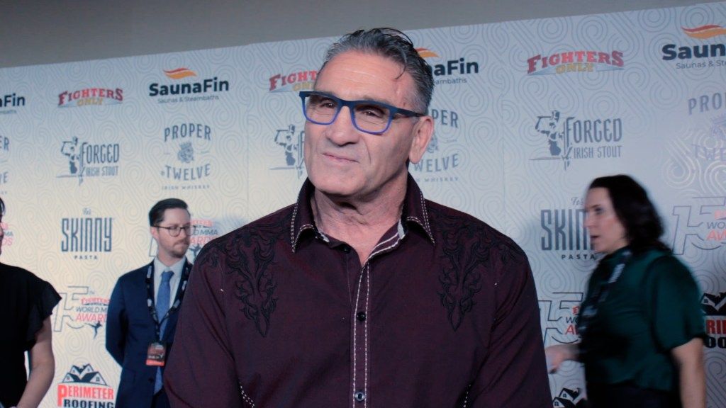 UFC Hall of Famer Ken Shamrock hopes pioneer recognition increases but acknowledges boundaries (via @mma_kings) mmajunkie.usatoday.com/2023/12/ufc-1-…