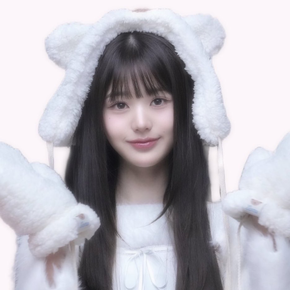 9irlly's tweet image. ♡ ˖˚⊹   winter fairy wonyoung    ⊹˚˖ ♡