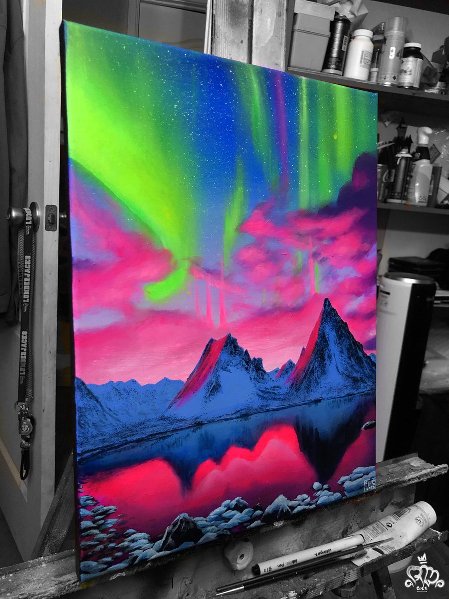 fin89fin89's tweet photo. Northern lights painting on 12x16 inch canvas with acrylic paint 🎨, enjoy with your eyes 👀. #fin89 https://t.co/VUYF9RkR54