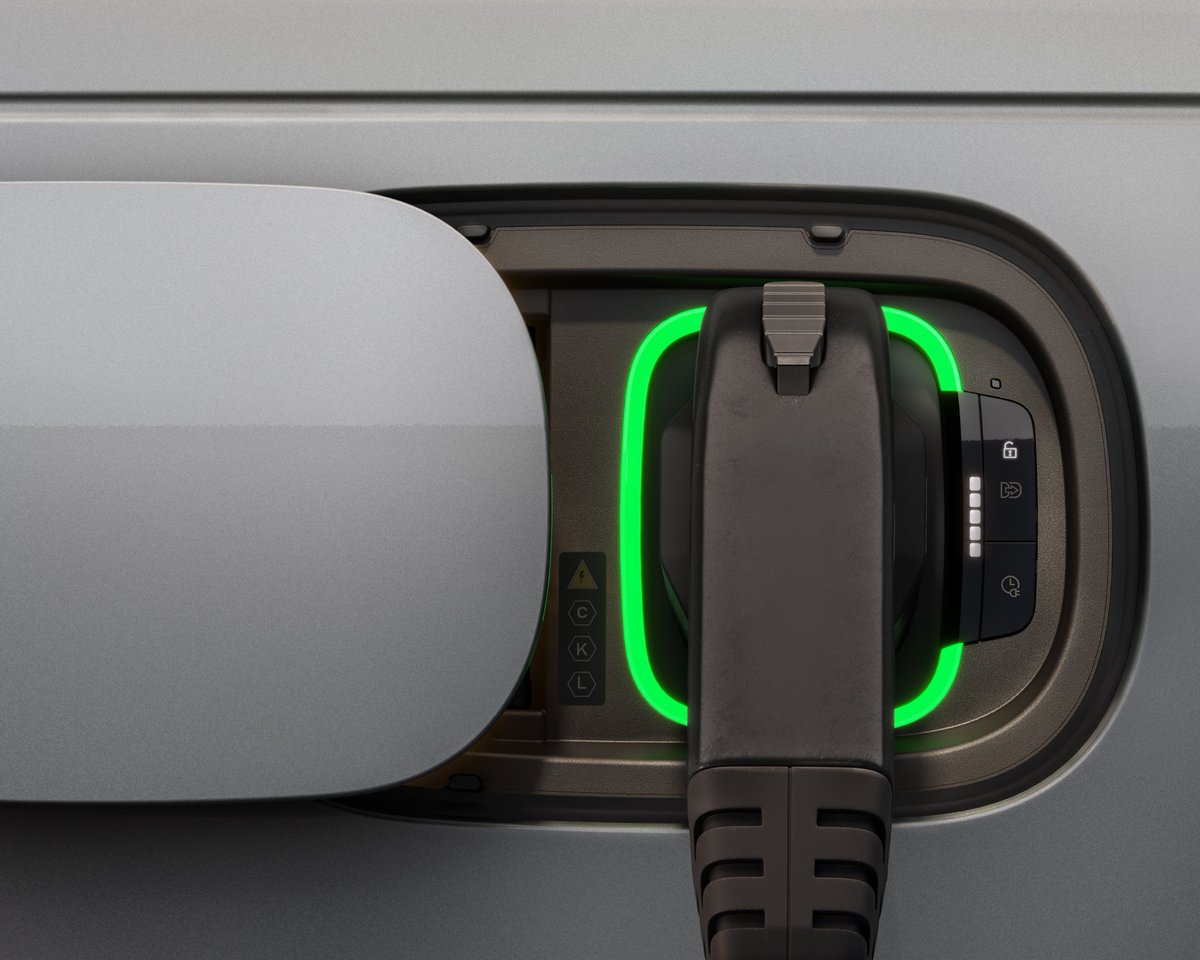 NamasteCar's tweet image. #RangeRoverElectric SUV testing started, pre-orders also open

namastecar.com/2023/12/23/ran…