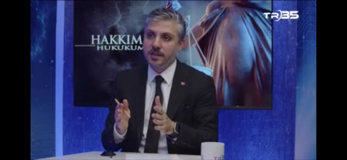 avaydinkayacan's tweet photo. #TR35'de yayınlanan Ali Eyce'nin sunduğu #HakkımızHukukumuz programında #İnsanHakları konusunda değerlendirmelerde bulundum. Tüm dünyada dil, din, ırk, renk ve cinsiyet gözetilmeksizin tüm insanlara eşit ve adil bir şekilde haklarının teslim edildiği bir güne uyanıncaya dek insan haklarını anlatmaya devam edeceğiz. Değerlendirmelerimizin adil bir dünya düzenine katkı sunmasını temenni ediyorum.
https://t.co/pCh6Kofab0