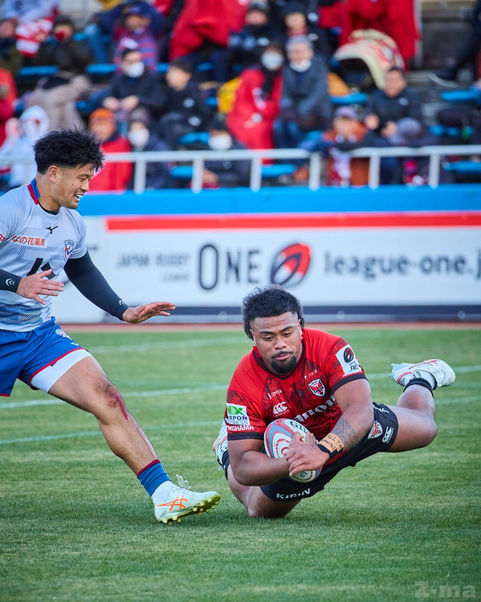 2023/12/23 JAPAN RUGBY LEAGUE ONE
#横浜キヤノンイーグルス 🔴 vs #花園近鉄ライナーズ ⚪️

8 #シオネハラシリ #SioneHalasili 🔴