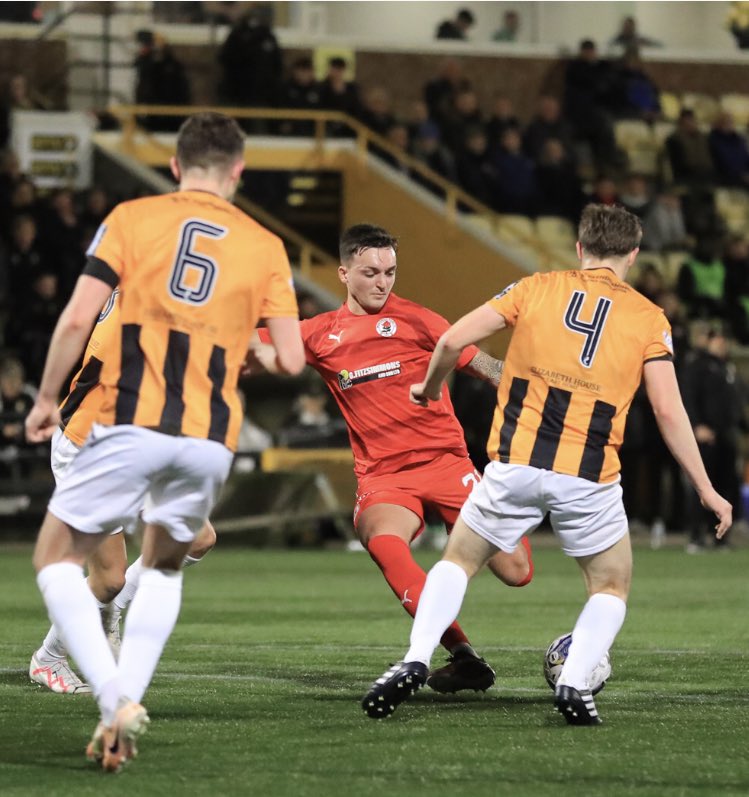 Stewart Brewing Player of the Match 
honors were awarded to Bradley Barrett for a stellar 
performance against East Fife.Barrett showcased this 
by scoring a remarkable goal and winning a pivotal 
penalty. 

Well in, Brad!! 💪

Photo credits : Joe Gilhooley LRPS