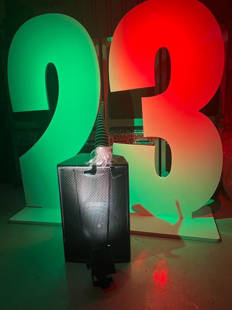 From everyone here we want to say a very Merry Christmas Thank you to all our clients, suppliers and staff, you've made this year amazing and so very busy. Next year we are looking to continue growing as a business and working on some great events
#christmas2023  #audiovisualhire