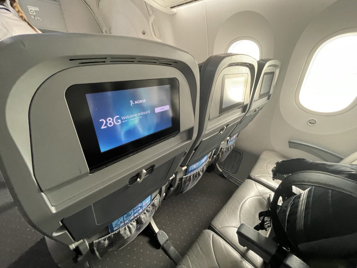 harooleo's tweet photo. I’m currently looking for mesh seat developers to model me the Norse Atlantic economy and premium seats. Please dm me on discord: harooleothesecond https://t.co/X607fm2iJI