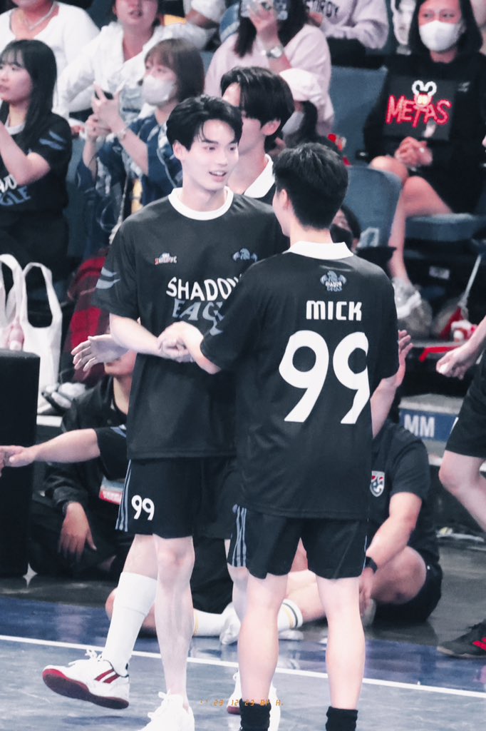 dun_ki's tweet photo. 😭😭😭

WIN x SHADOW EAGLE
#GMMTVStarlympic
#winmetawin @winmetawin https://t.co/Htl5yNRbDl
