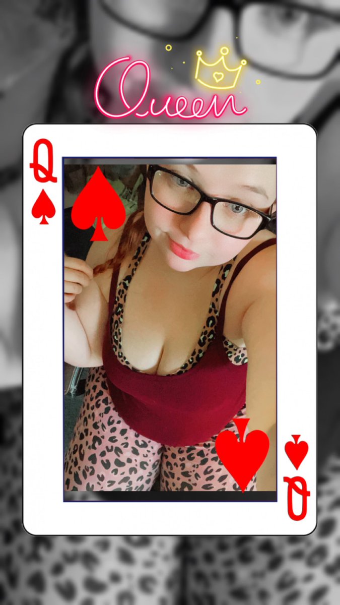 rawrqueen422's tweet photo. https://t.co/TTB8fFouBm only 10 spots left for this Queen https://t.co/LAgBAg3HKX