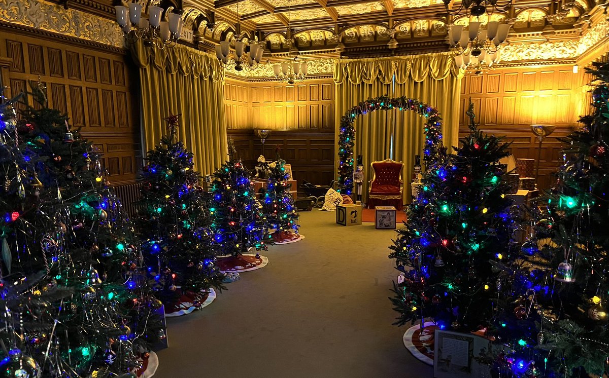Had a sneaky peek at #SantasGrotto at #BletchleyPark on Thursday, before the man himself arrived. Doesn’t it look lovely? 
I hope you all have a wonderful festive season, whether you celebrate or not, and wish you all health and happiness for 2024. See you in the New Year!