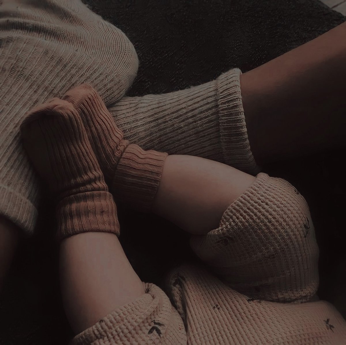 AM0RTISSEMENT's tweet image. ᅠ

ᅠ

ᅠᅠ

       ᅠ

ᅠ

ᅠᅠ

       𝓔 𝐔 𝐏 𝐇 𝐄 𝐌 𝐈 𝐀    𝓟 𝐎 𝐓 𝐓 𝐄 𝐑  .
       𝓗e    comes    from    a     𝐟𝐚𝐦𝐢𝐥𝐲
       𝐥𝐢𝐨𝐧𝐬    ,    but   he   has   𝐝𝐫𝐚𝐠𝐨𝐧
       𝐛𝐥𝐨𝐨𝐝  in  his  𝐯𝐞𝐢𝐧𝐬  .

ᅠ

ᅠ

ᅠ

ᅠ

ᅠ

ᅠ