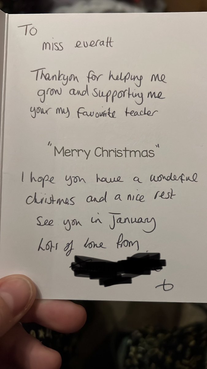 MissEveratt's tweet photo. Got the loveliest Christmas card from one of my class, obviously written by his mum. ❤️ https://t.co/clSpeOaZhj