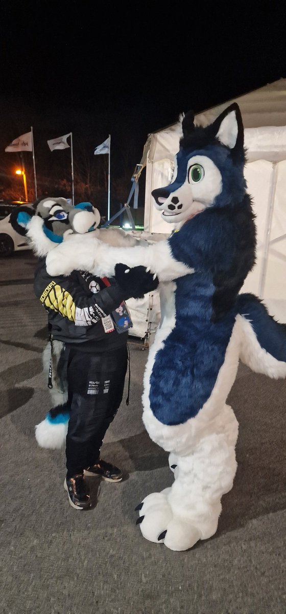 Oh no I think I've been annoying <a href="/Matrix_UK/">Matrix - The Tea Husky 🔜 Scotiacon26</a> too much can someone send help T.T