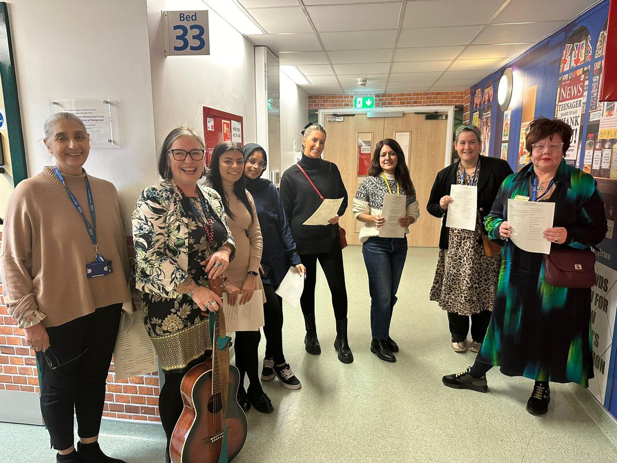 Jane Bond tweet media