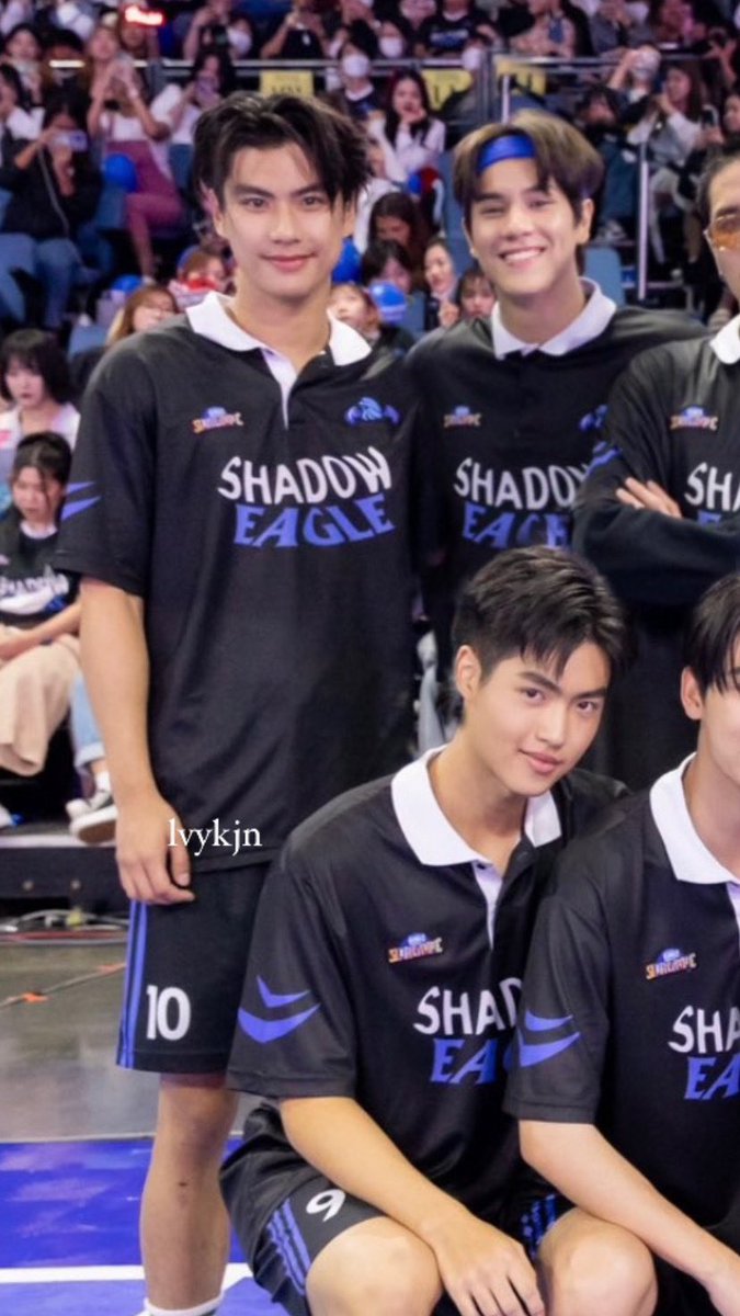 lvykjn's tweet photo. gapapa, yang penting ohmnanon sampingan🥰💚❤️
#GMMTVStarlympic
#โอมนนน #OhmNanon
#ohmpawat #mynameisnanon

ver tanpa remini. https://t.co/tI2ltj7Sah
