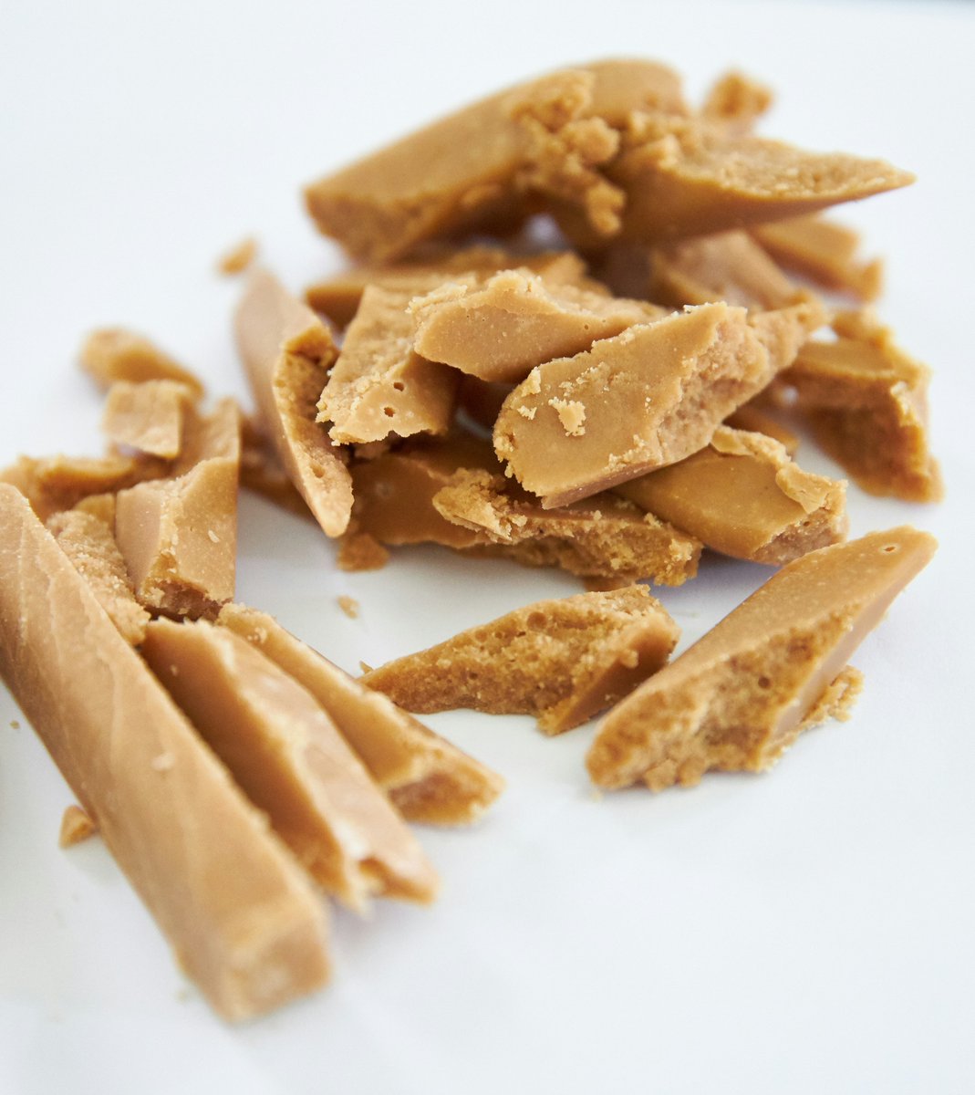 If you are planning to do some family baking then look no further than this easy recipe for Taffy or Everton Toffee. We would love to see some snaps of the delicious treats you have made - please share them with us! #WelshChristmas #toffeerecipes bbc.co.uk/wales/christma…