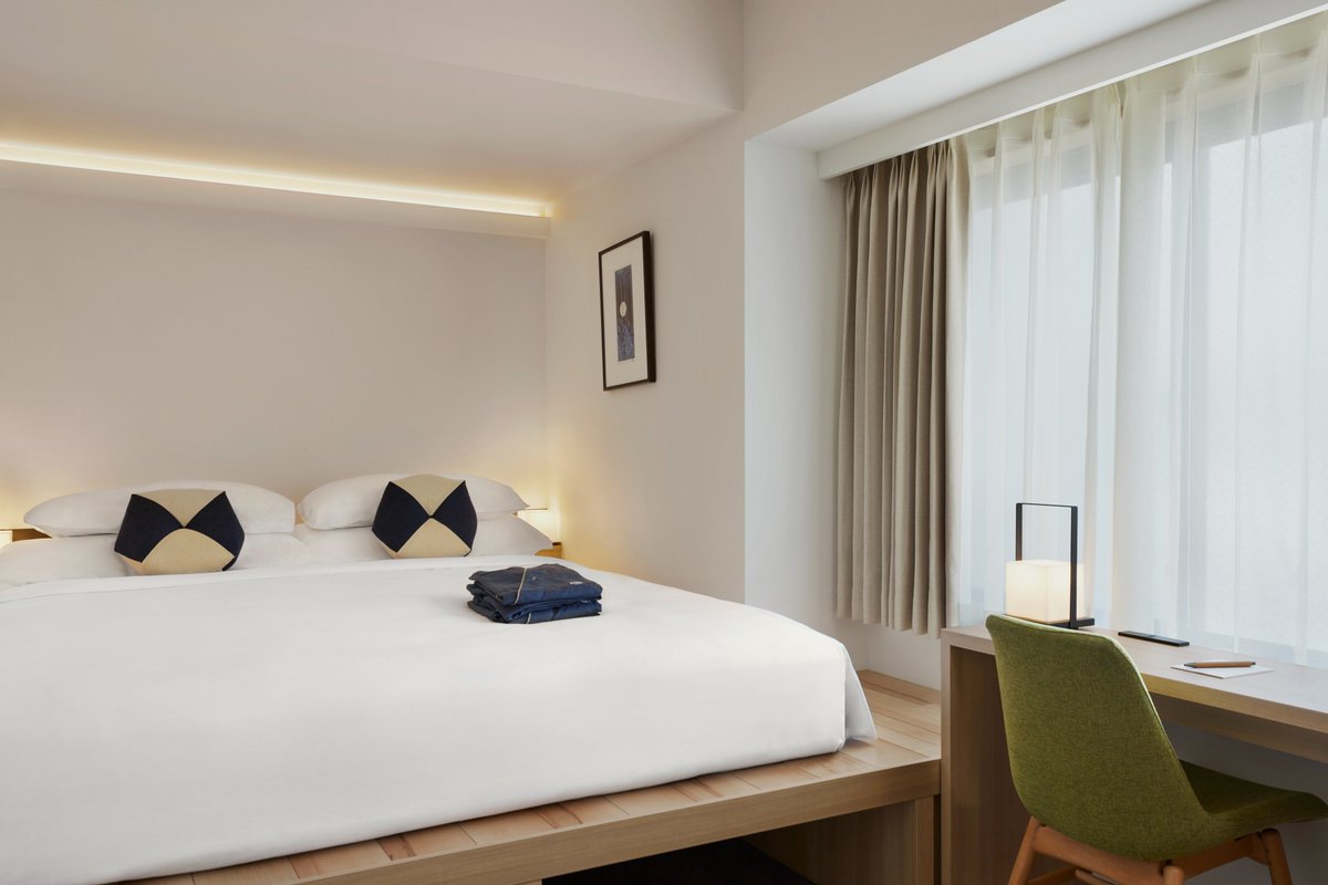 【ASAI四条京都　クリスマスキャンペーン】

ASAI京都四条の朝食付き宿泊券が当たる、プレゼントキャンペーン。
ご応募は２５日までです。冬の京都をぜひ楽しみにいらしてくださいね！（寒いけど..)