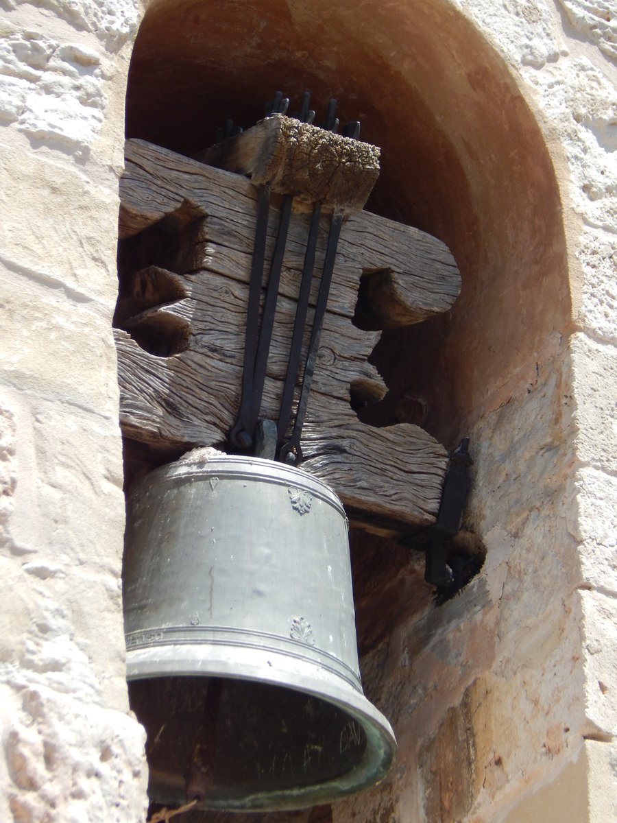 BronceVoz's tweet photo. Campanas de Cendejas de Enmedio (#Guadalajara) #campanas #vozdebronce https://t.co/0KBcEujF8w