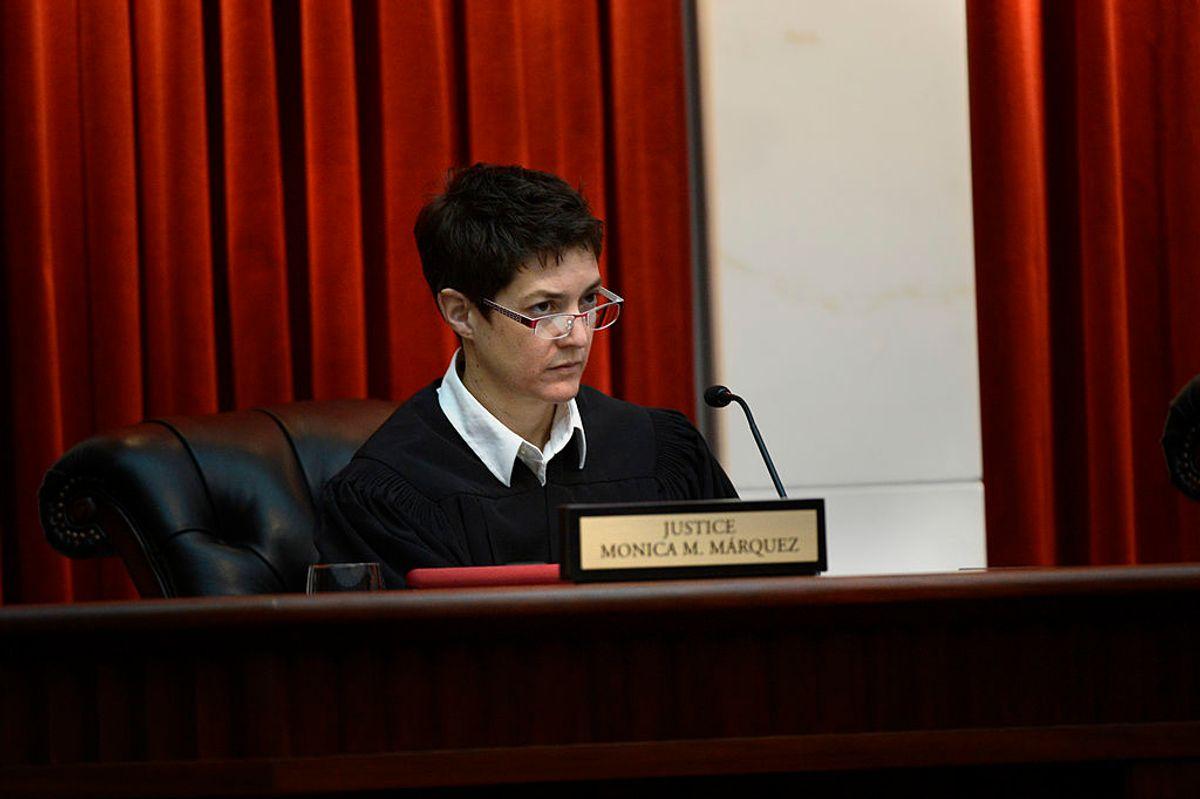 No, a Colorado Supreme Court justice wasn't arrested after ruling Trump ineligible for the state's 2024 presidential ballot. snopes.com/fact-check/col…