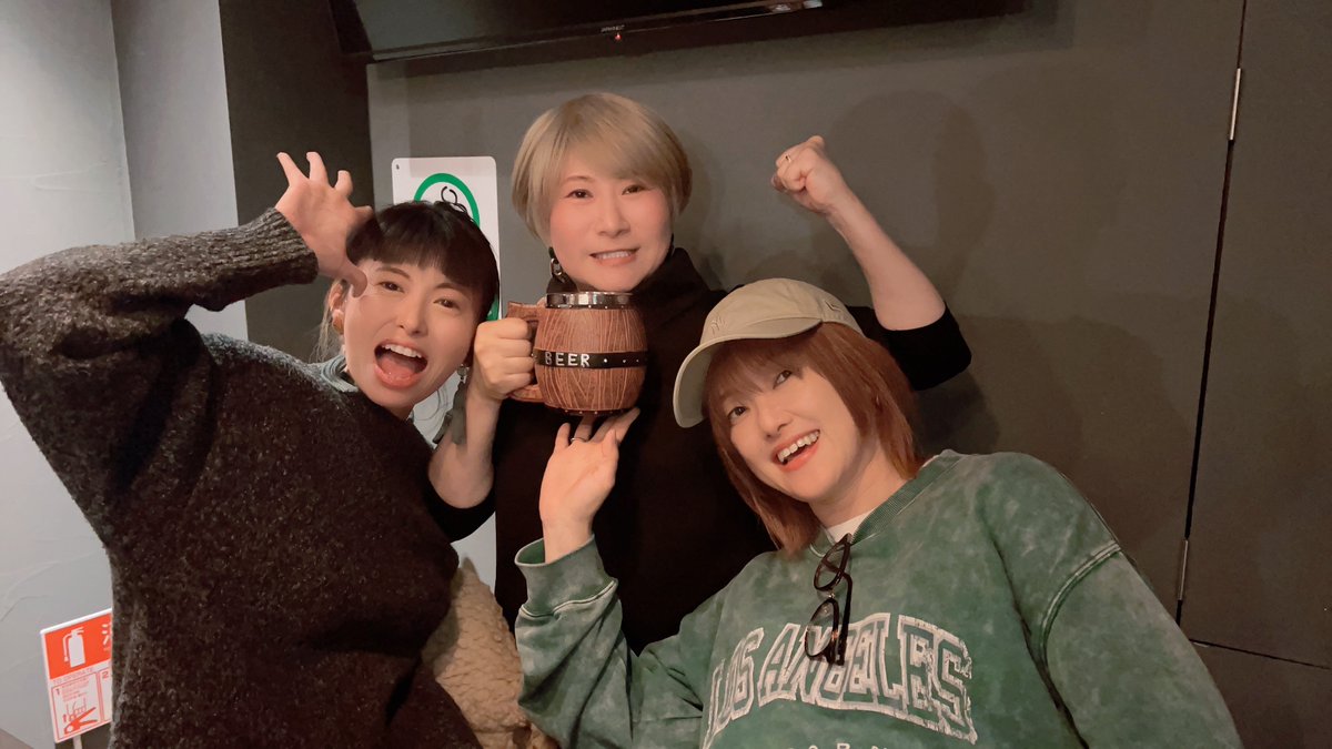 RtHiroki's tweet photo. 🐼マネージャーが毎年連れてってくれる⛺️イベントで出会ったお友だちがなんとナナちゃんのいにしえの友人、、ということで、
予期せぬ同窓会を見ることができました😊
#bargpit https://t.co/H8ZpGErl5P